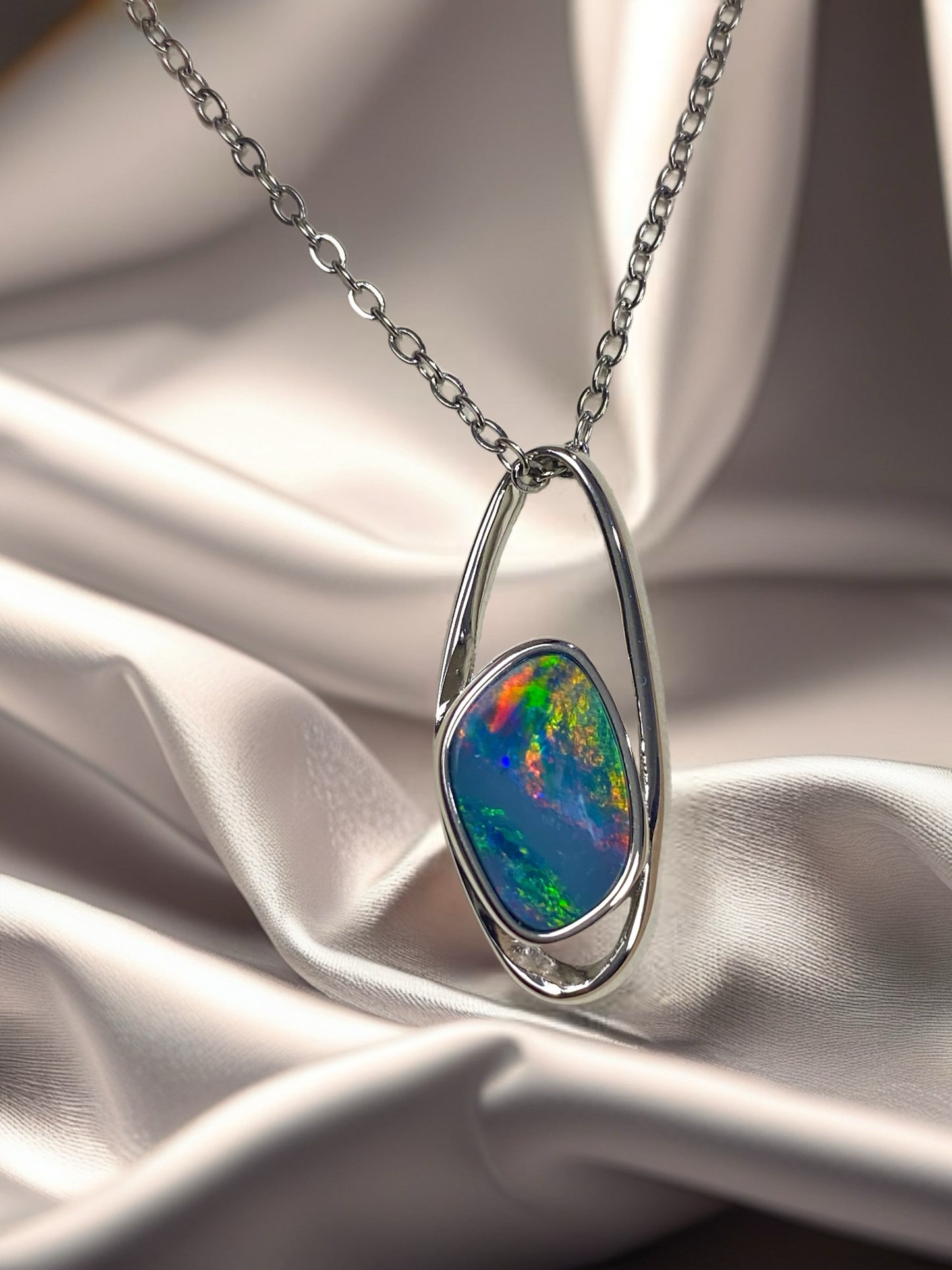 Southern Lights Doublet Necklace